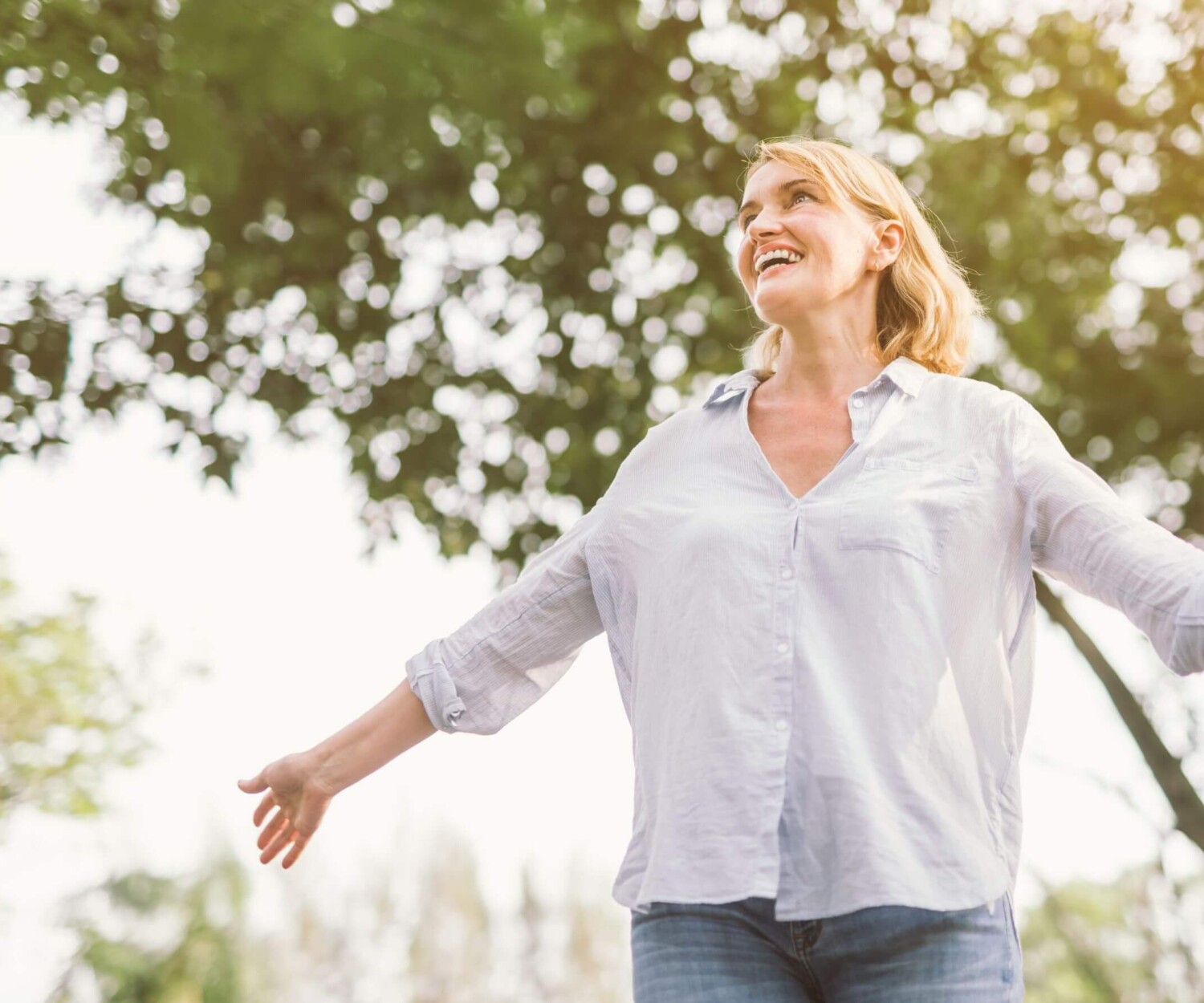 woman smiling in nature